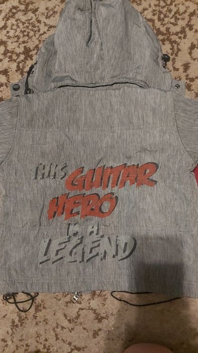 Продам осенние куртки