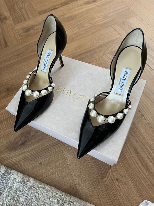 Stiletto Lac Negru cu Perle – Autentici, Premium, Impecabili