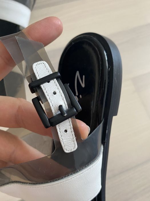 Продам босоножки испанские