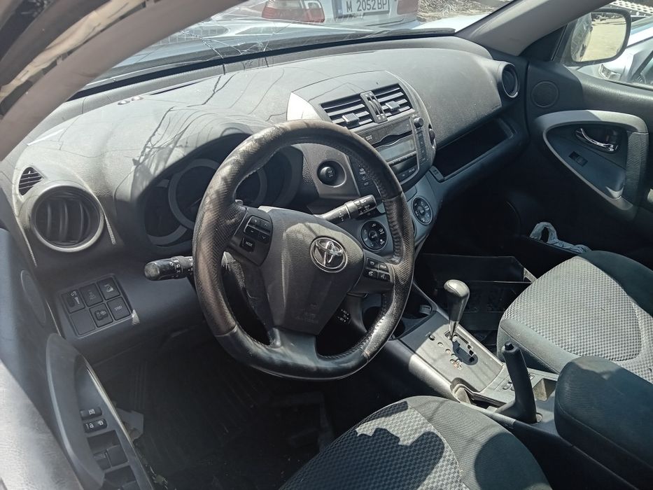 Тойота Р ав 4 АВТОМАТ 2011Г ТЕГЛИЧ 2.2 150К.С НА ЧАСТИ ТАБЛО