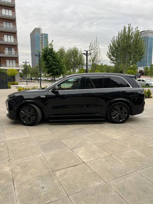 Li8 Ultra 2025 yil