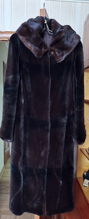 Шуба женская бобрик