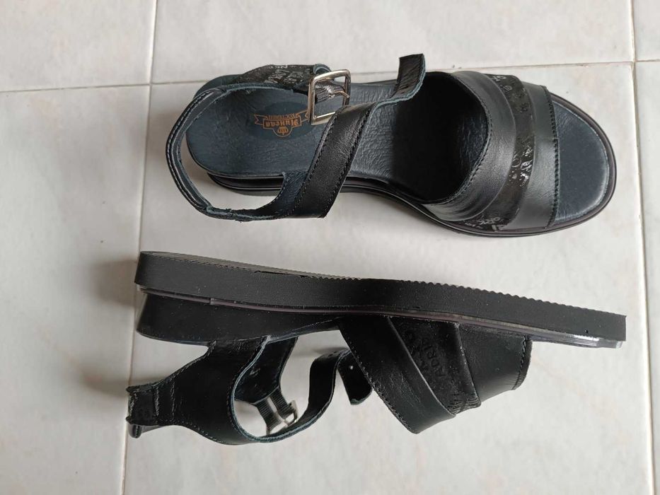 Красиви сандали номер 36, нови