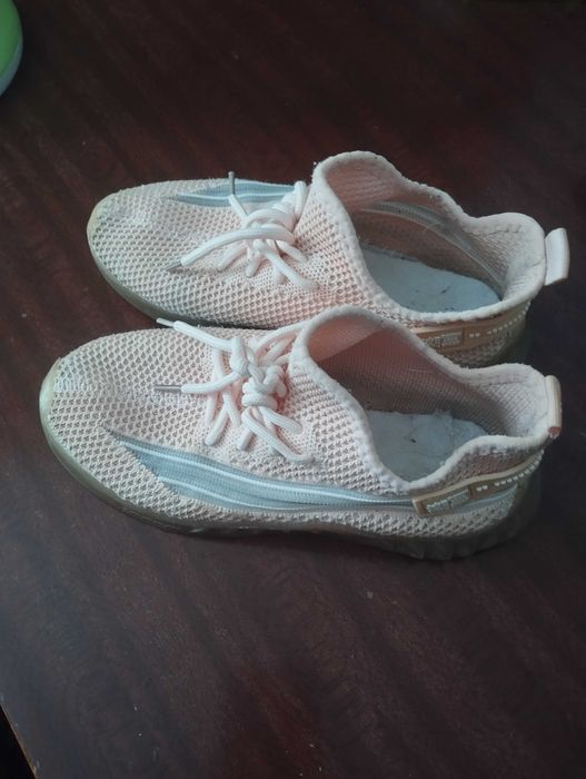 Обувь детская ( 7 пар)