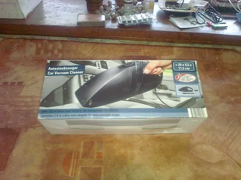 Сенник за  лека кола и други аксесоари общо 60лв.