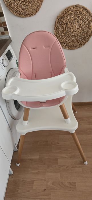 Столчета за хранене и работна масичка със стол