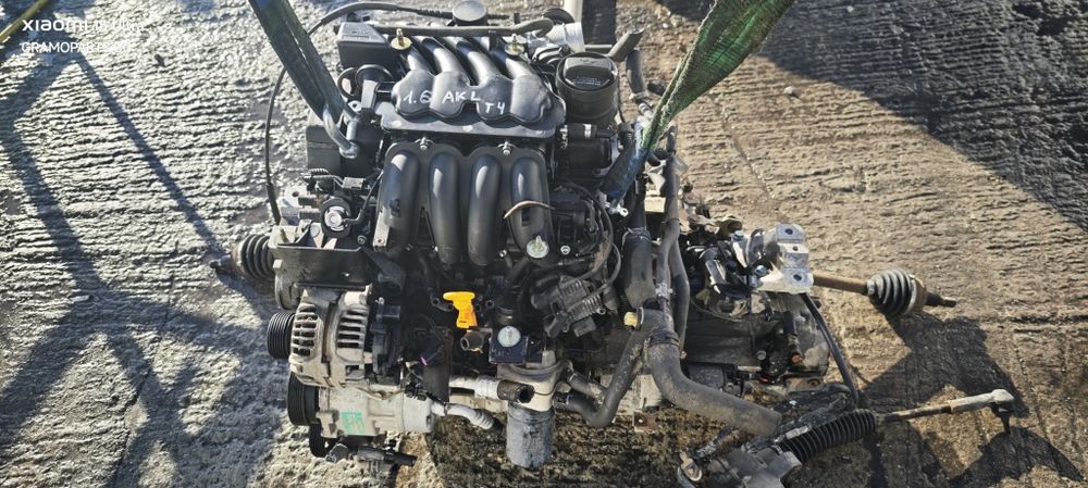 Двигател 1.6 sr 101 AKL