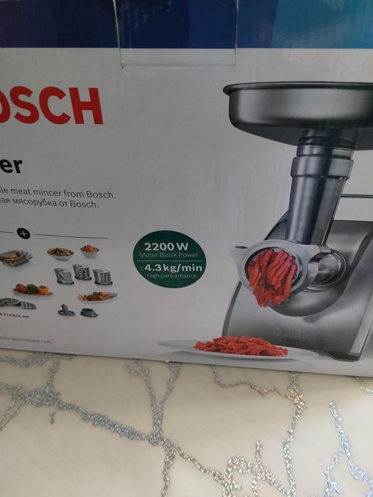 Продам электромясорубка BOSCH