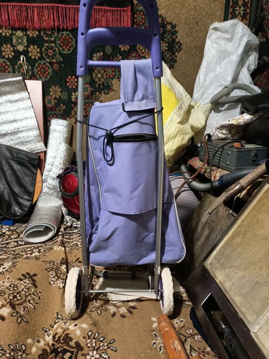 Продам..швейные машинки.