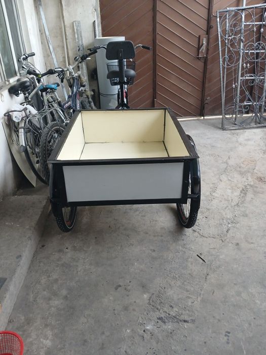 Трёхколёсный велосипед