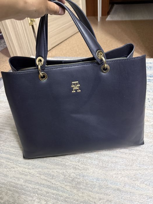 сумка tommy hilfiger оригинал