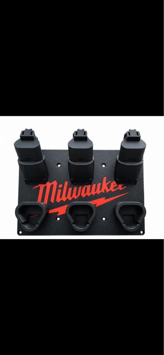 Organizator suport pentru perete Milwaukee M18 sau M12 -8 acumulatori plus doua incarcatoare