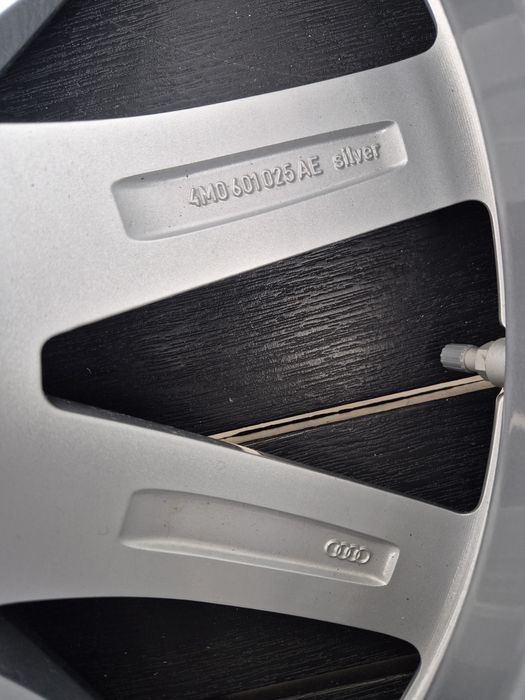 Оригинални Джанти АУДИ/Audi  Q7 4M-20 Цола  SPEEDLINE