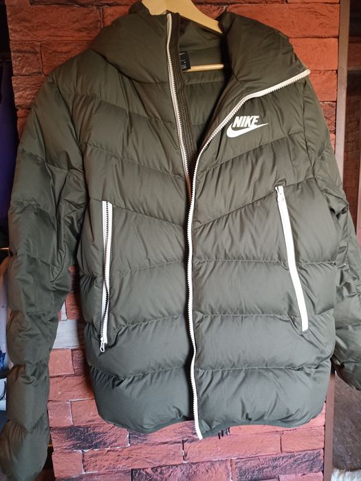 Nike пухено яке зелено
