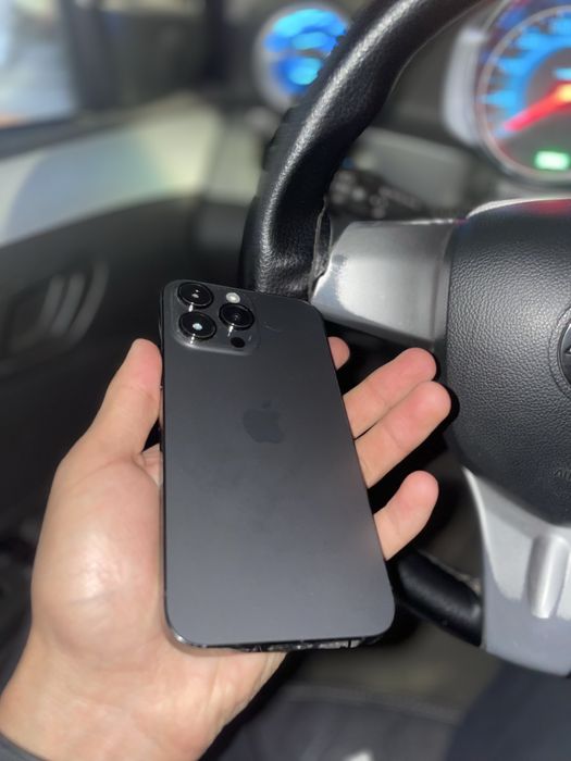 Iphone 14 pro max ideal sastayanda