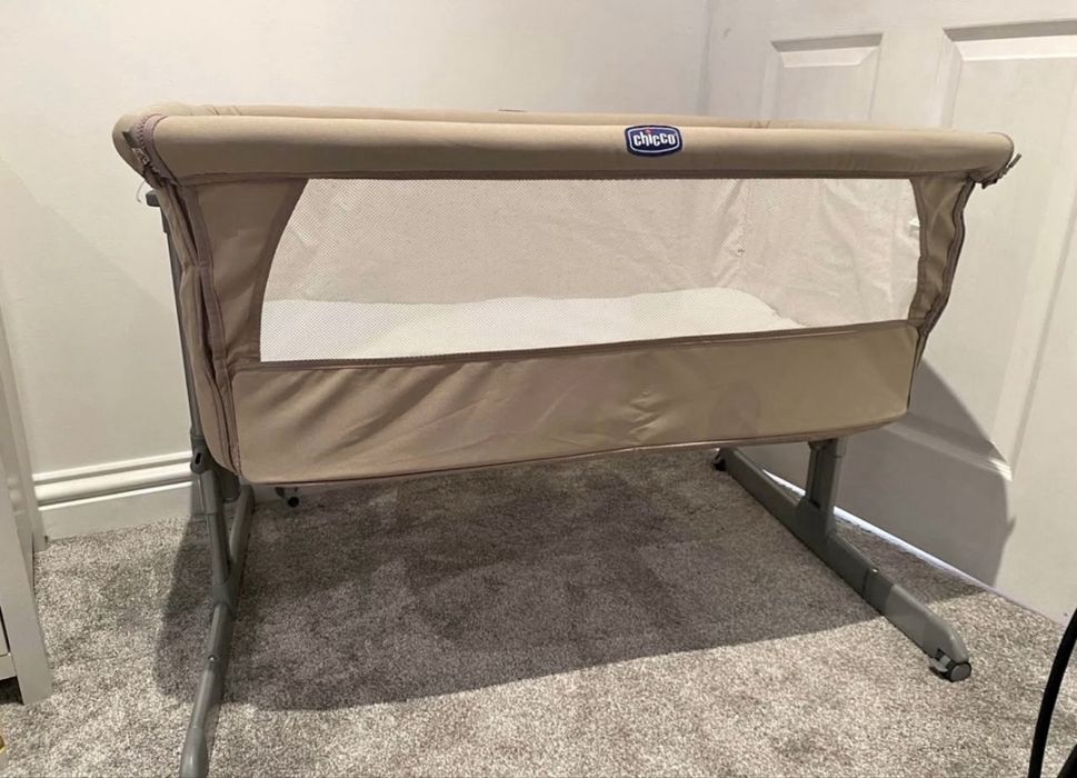 Patut Chicco next to me co-sleeper