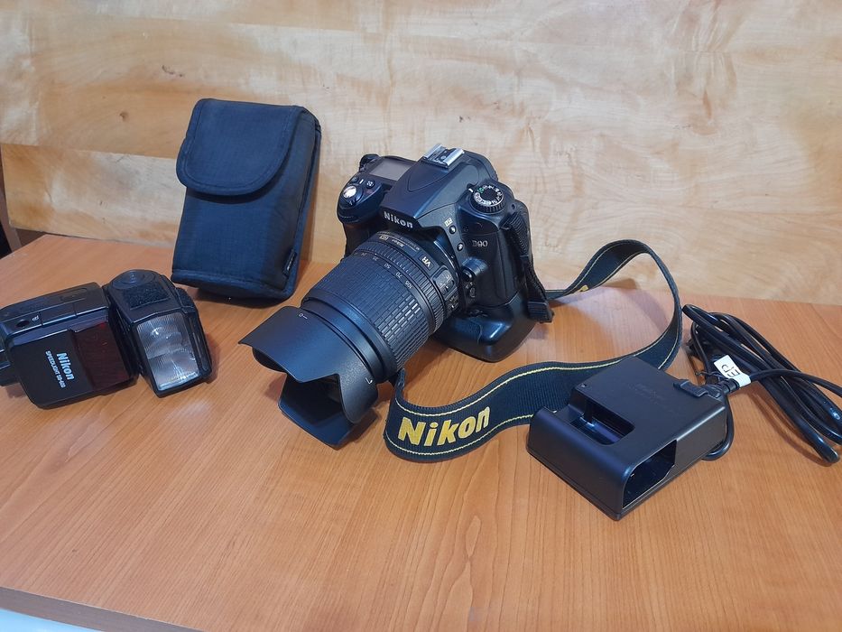 Nikon d90 , super,  blitz,