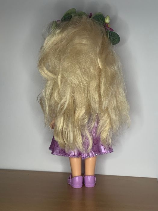 Кукли парцеланови и други