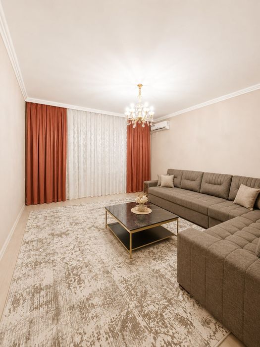 Халклар дустлиги Дружба тарафда LUX квартира  без маклера  метро ёнида