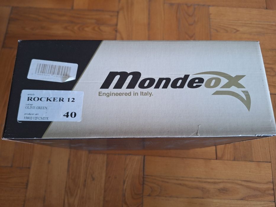 Туристически обувки Mondeox номер 40