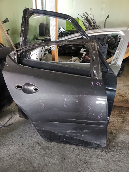 Ușa uși stânga dreapta spate mazda 3 bm 2013/2014/2015/2016/2017