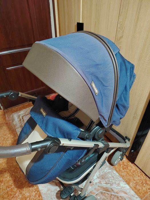 Продавам бебешка количка!