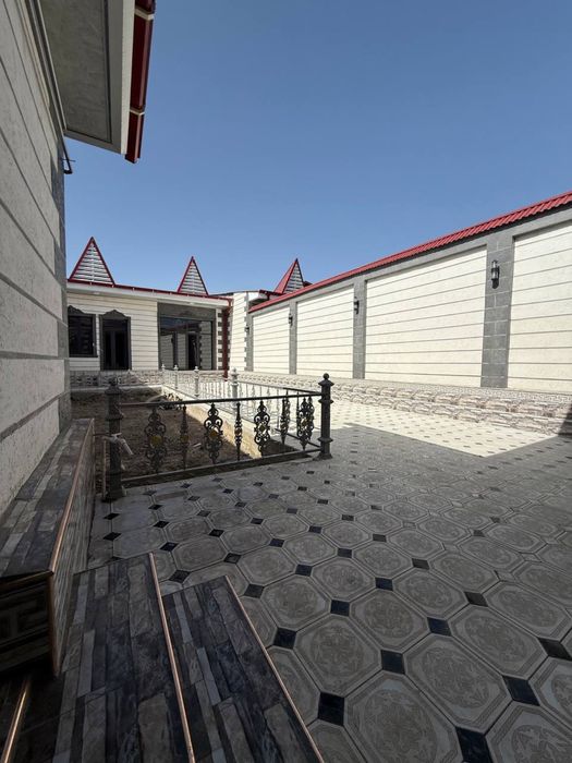 Ховли сотилади каттакургон