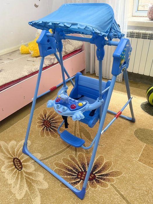 Продам качели детские новые