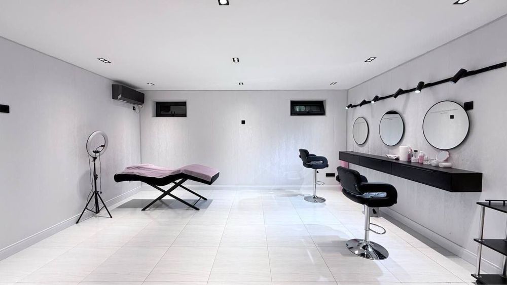 Продажа комерческое помешение на Ц-2 рынок Алайский