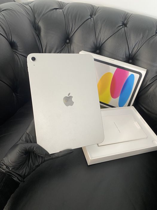 iPad A16 11-Inch / 128 GB / Silver