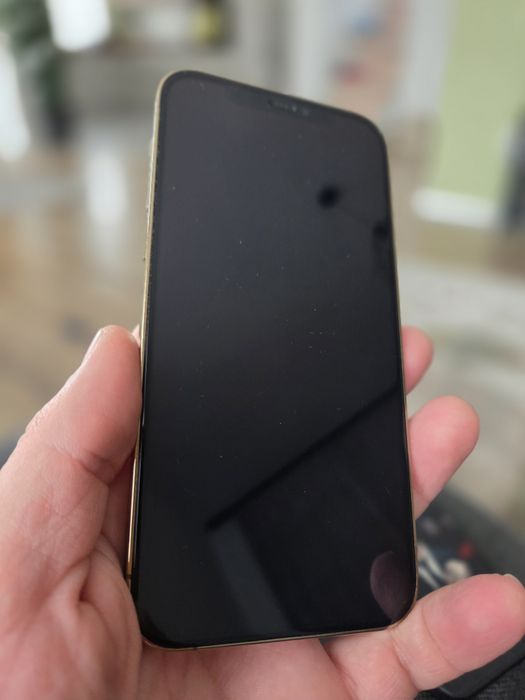 Iphone 12 pro gold