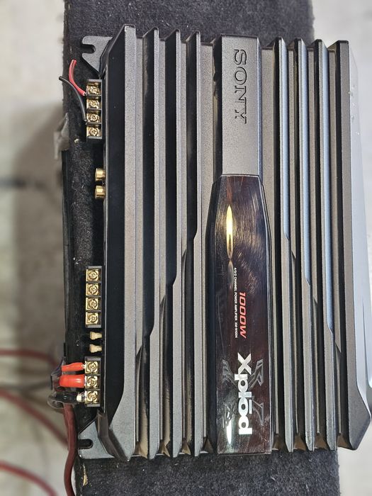 Subwoofer cu statie sony 1000w