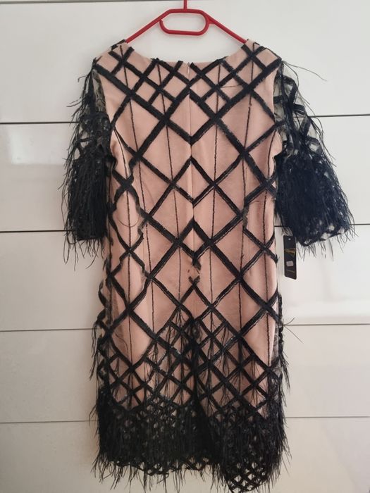 Vând rochie  noua elegantă