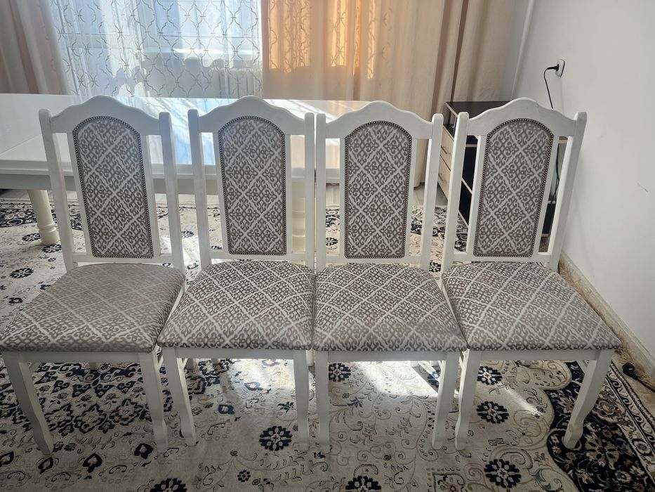 Продам стол со стульями