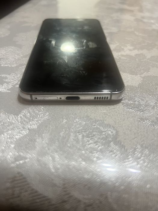 Samsung S22 8/256 s gorantiya