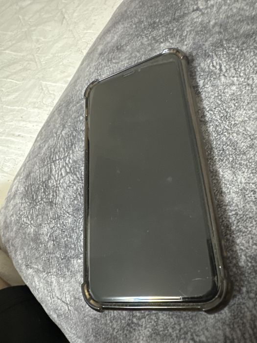Продам Iphone 10