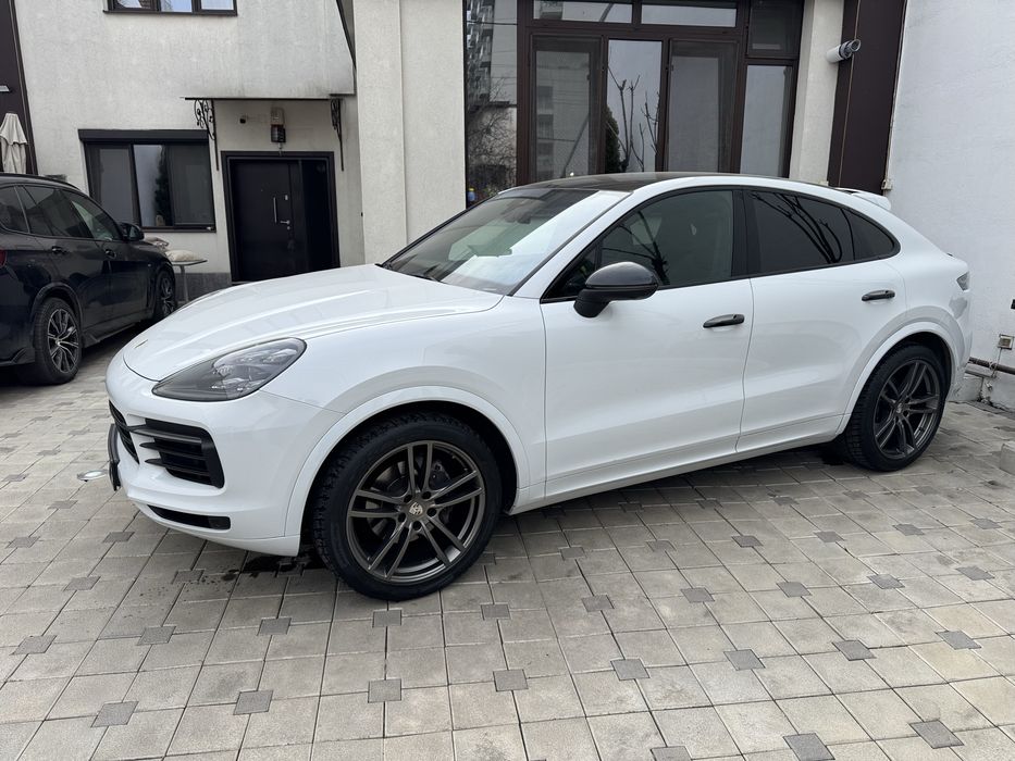 porsche cayenne coupe