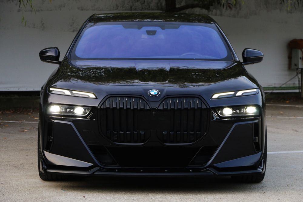 BMW 740D X- Drive 299cp/ Mild Hibrid/ Sky Lounge/ Bowers/Ionic Glow