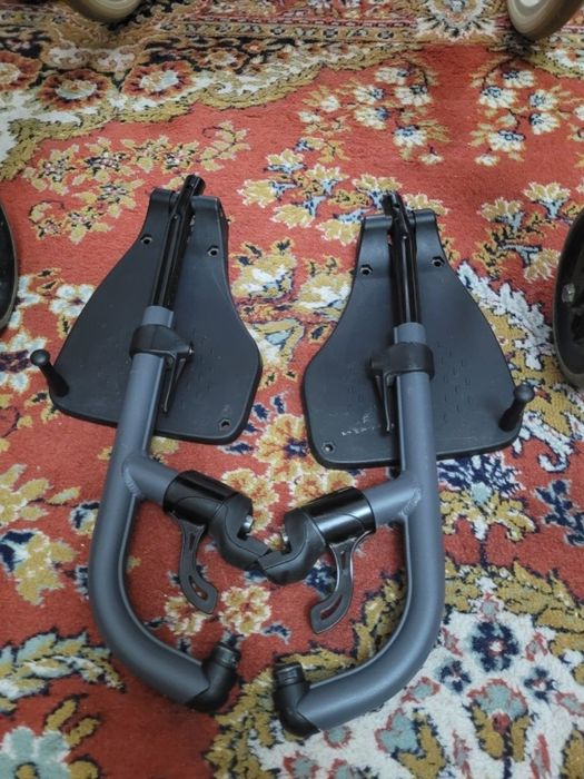 Scaun cu rotile pliabil