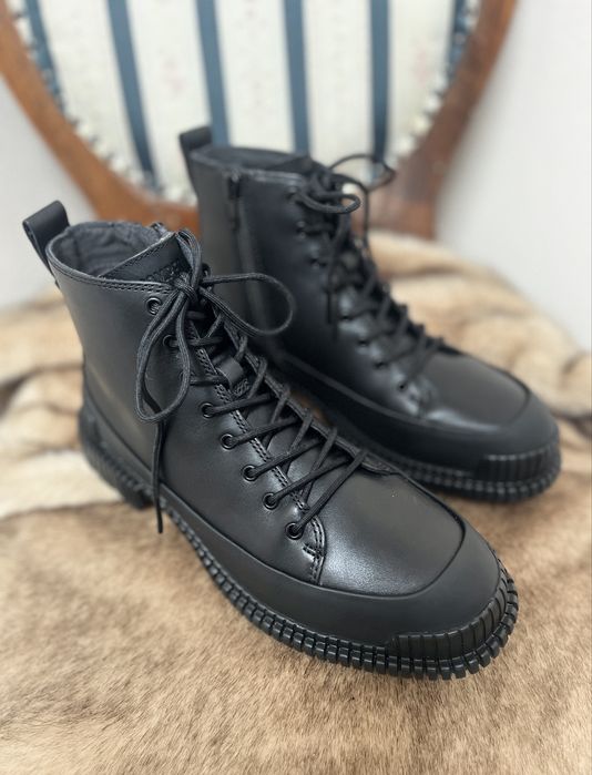 Camper, 'Pix' ghete din piele naturală, ultra-ușoară, negre