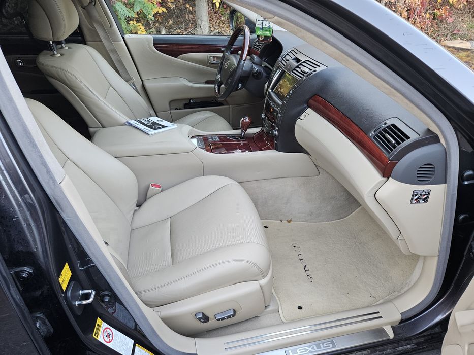 Lexus LS600hl,2008, 5.0benzina, 445cp. Schimb 14000€