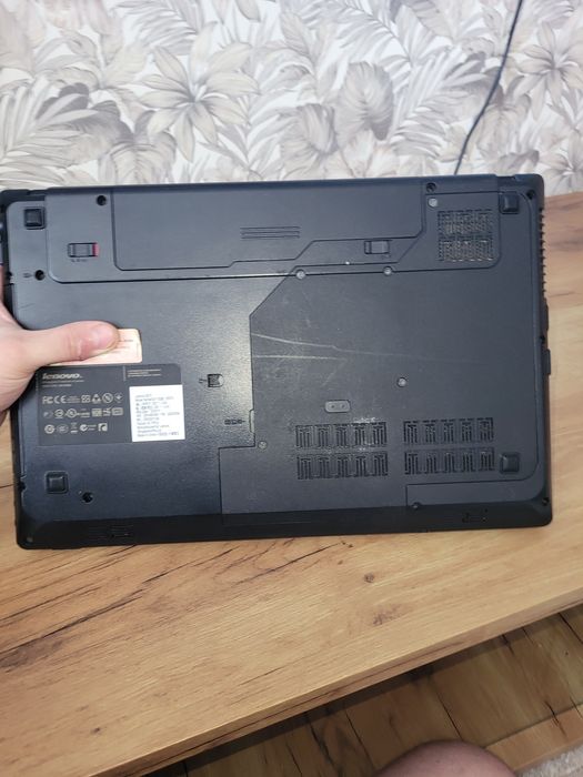 Нутбук Lenovo G570
