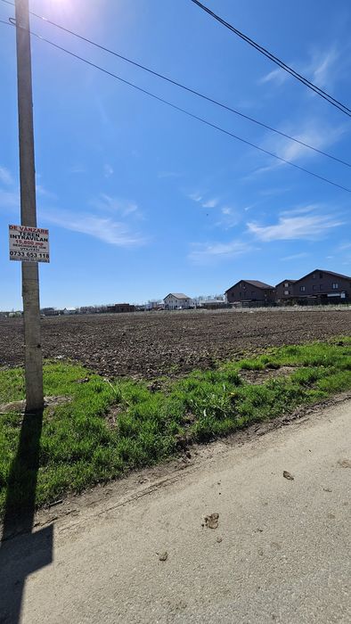 Vând teren în Comuna Corbeanca-lângă Paradisul Verde