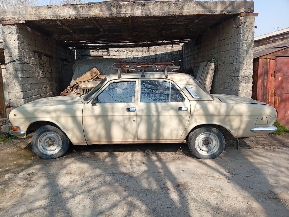 Волга 2410 сотилади