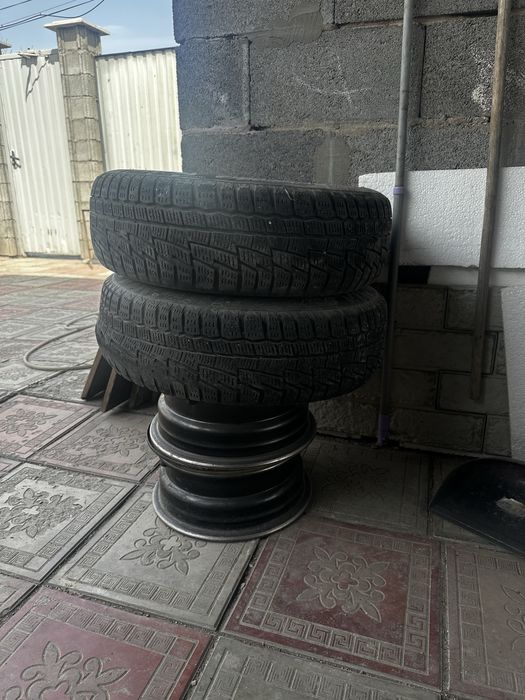 Продам диски на Golf 2,3