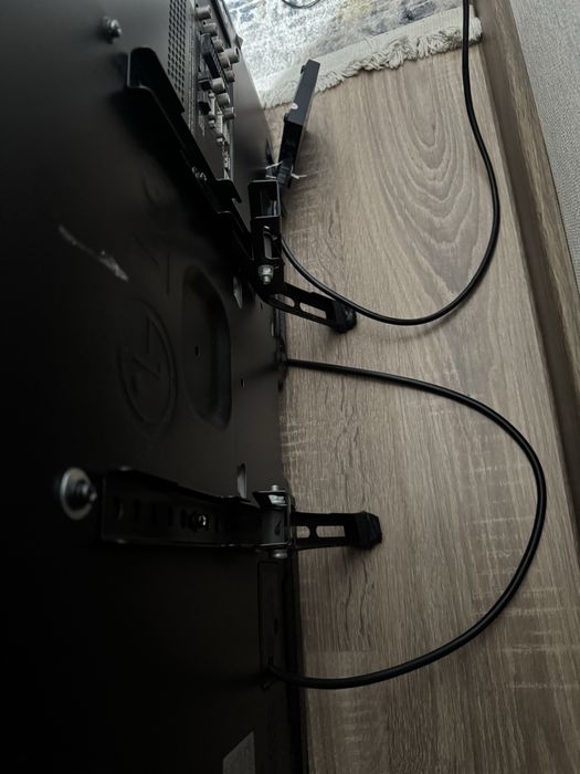 Телевизор LG 32LW4500