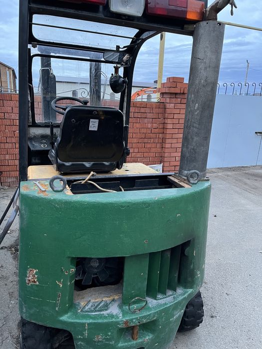 Продам вилочный погрузчик