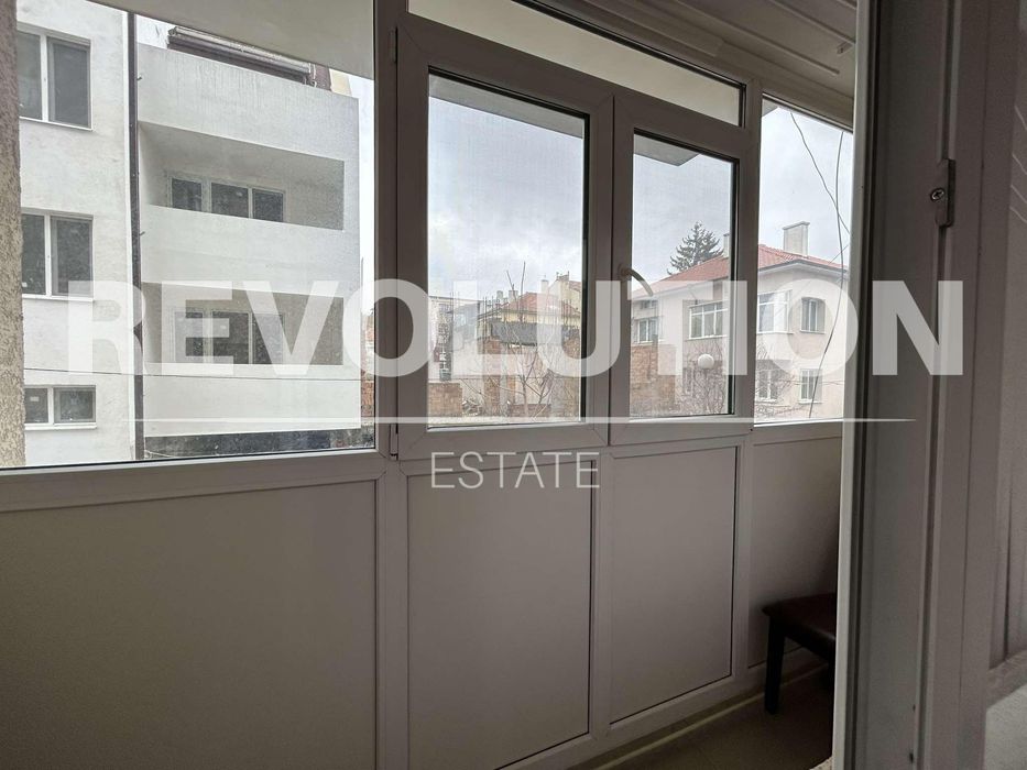 Дава се под наем Двустаен апартамент в Варна, Аспарухово - 74 кв.м за 400 € - Снимка #17