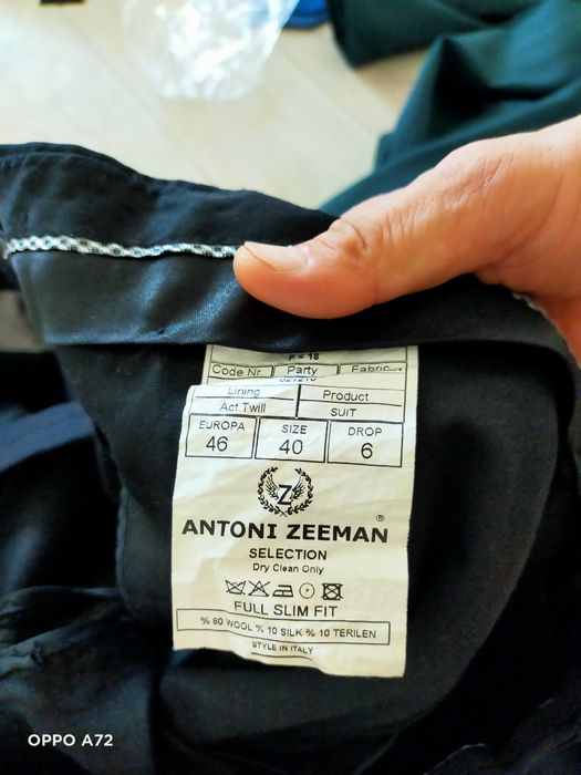 Продам костюм Италии