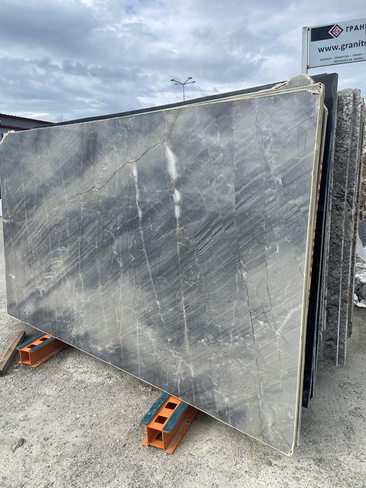 Кварцит Олив, Мустанг, Даймънд Уайт